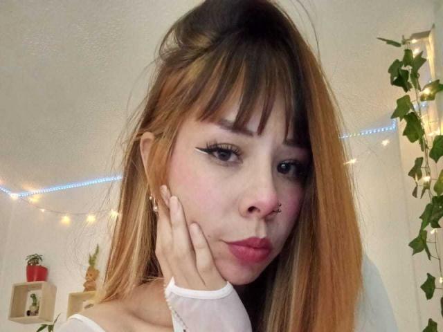 AriiannaHot - Live Sex Cam - 25593525