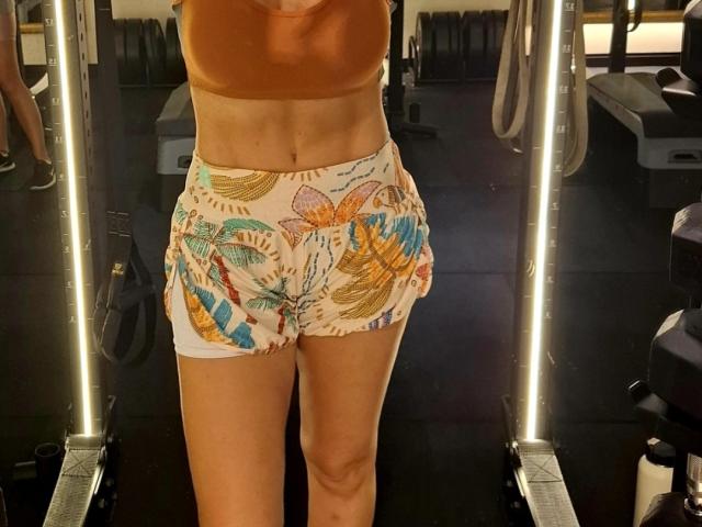 AnneMilfCharm - Live porn &amp; sex cam - 25594465