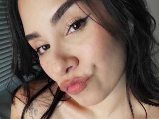 ZeusyAngelica - Live porn &amp; sex cam - 25594765