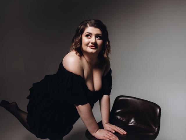 ZannaDreil - Live Sex Cam - 25599805