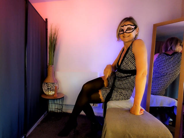 EroticaXEva - Live porn &amp; sex cam - 25603581