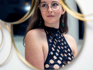 CoralieLaCoquine - Live porn &amp; sex cam - 25606201