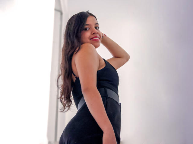 LinaSanttacruz - Live sex cam - 25607945