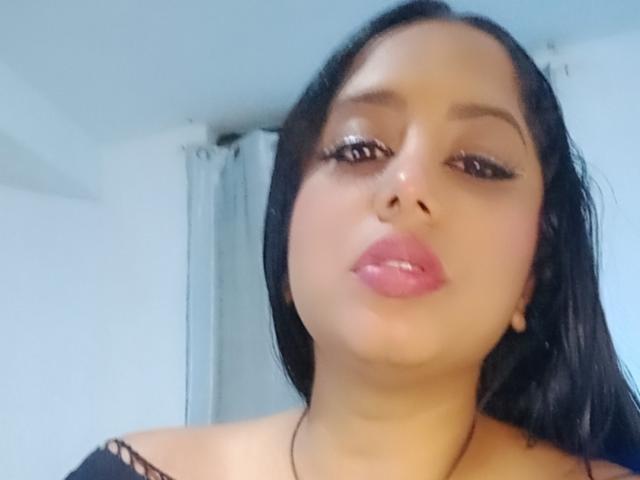 MariaCatalina - Sexe cam en vivo - 25609165