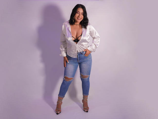 EmaFoxy - Live sex cam - 25613581