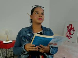 AgataDeSantis - Live porn & sex cam - 25613945