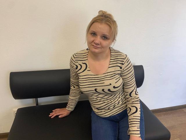 YaroslavaLad - Live porn &amp; sex cam - 25615437