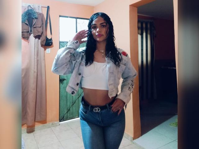 BellaOlsen - Live sex cam - 25622801
