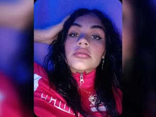 BellaOlsen - Live sex cam - 25623525