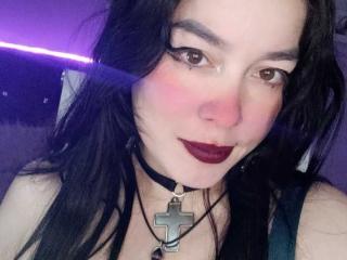 PaleAndWet - Live sex cam - 25624029