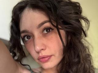 MoniFoxy - Live porn &amp; sex cam - 25624349