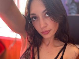 MoniFoxy - Live porn &amp; sex cam - 25624401