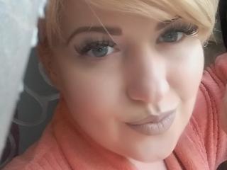 SugaryAmber - Live porn & sex cam - 25625813