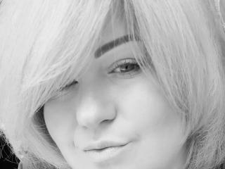 SugaryAmber - Live porn & sex cam - 25625825