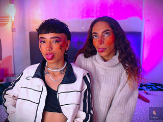 RileyAndAlexa - Sexe cam en vivo - 25629885