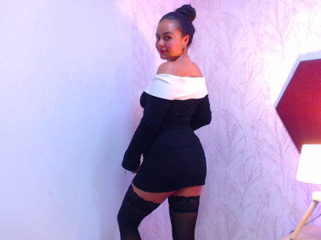 ArielleWilde - Live porn &amp; sex cam - 25632237