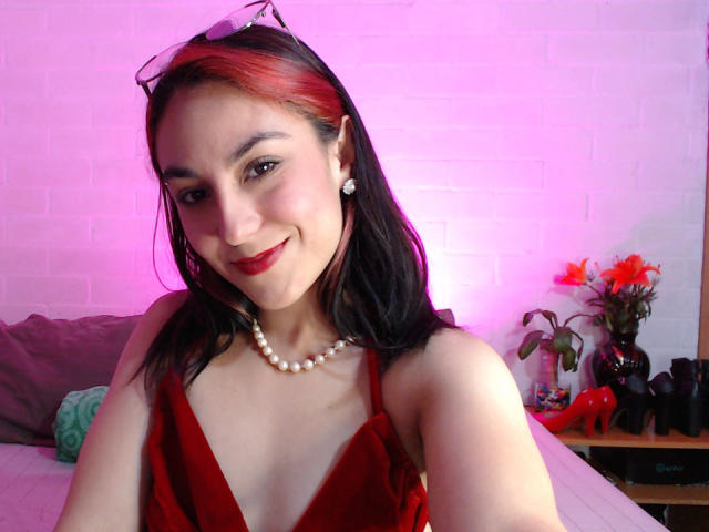AmyStreetwise69 - Live sex cam - 25633089
