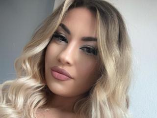 ZoeyMarie - Live sex cam - 25633589
