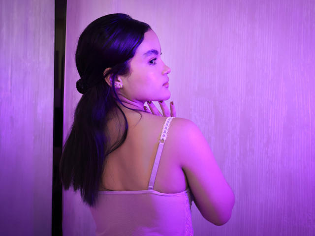 MiiaPalmer - Live sex cam - 25634733