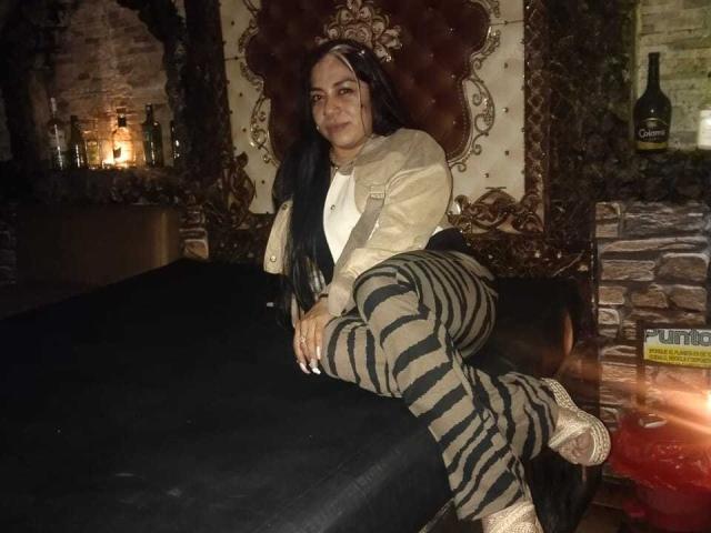 EvaLunaLatina - Live porn &amp; sex cam - 25637433