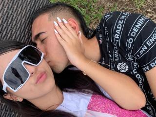 ZoeAndJames - Live sex cam - 25639661