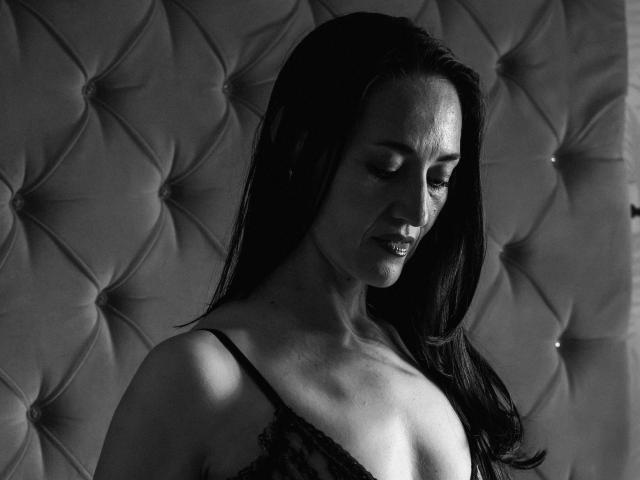 MiaMott - Sexe cam en vivo - 25640677