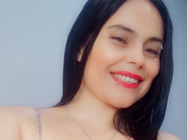 CharlotteCrofort - Live sex cam - 25641469