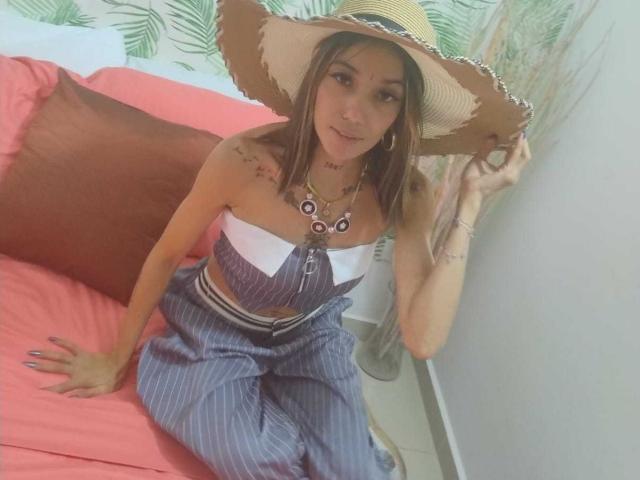 Veroo69 - Live sex cam - 25641713