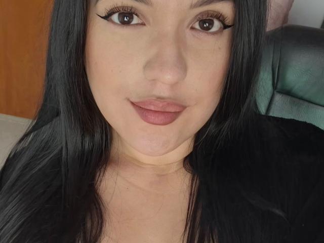 LauraRichis - Live porn &amp; sex cam - 25643877