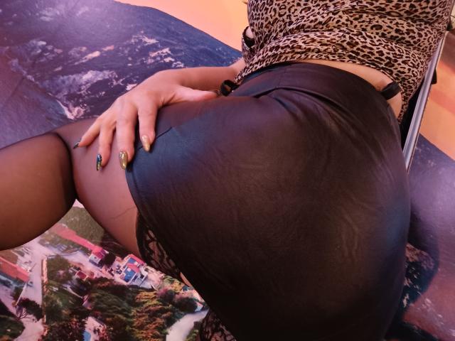 AmberSunshine - Live porn &amp; sex cam - 25646337