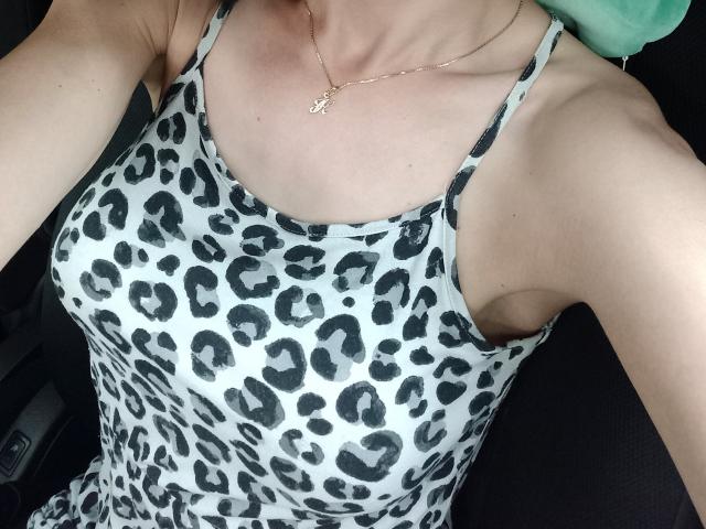 BellaJulls - Live sex cam - 25646421