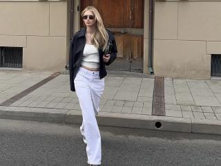 TheHottestBlonde - Sexe cam en vivo - 25650577