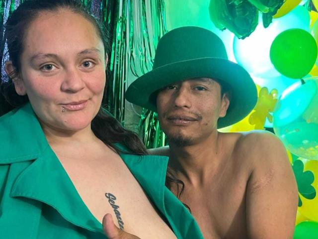 SandyAndMike - Live porn &amp; sex cam - 25652221