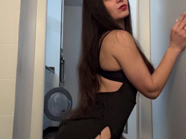 MaevaStar - Live Sex Cam - 25655093