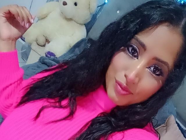 MariaCatalina - Live Sex Cam - 25658857