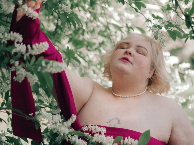 EllaBigBabe - Live sexe cam - 25659693