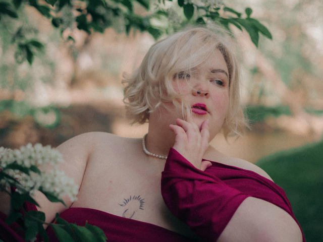 EllaBigBabe - Sexe cam en vivo - 25659733