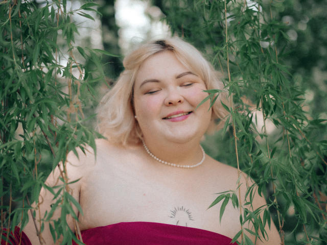 EllaBigBabe - Sexe cam en vivo - 25659757