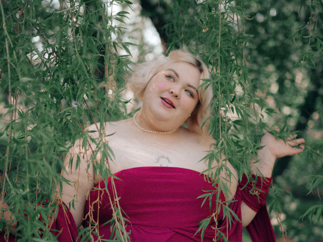 EllaBigBabe - Sexe cam en vivo - 25659765