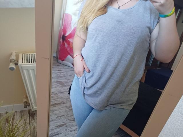 Leiliia - Live Sex Cam - 25659889