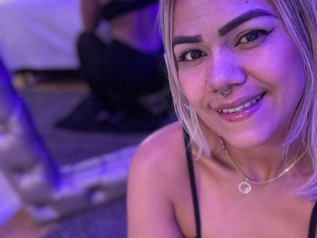 TarahDustin - Live sexe cam - 25661741