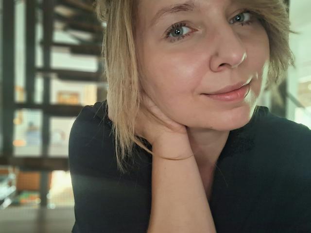 SadieFirt - Live porn &amp; sex cam - 25661925
