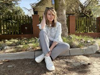 SadieFirt - Live porn & sex cam - 25661945