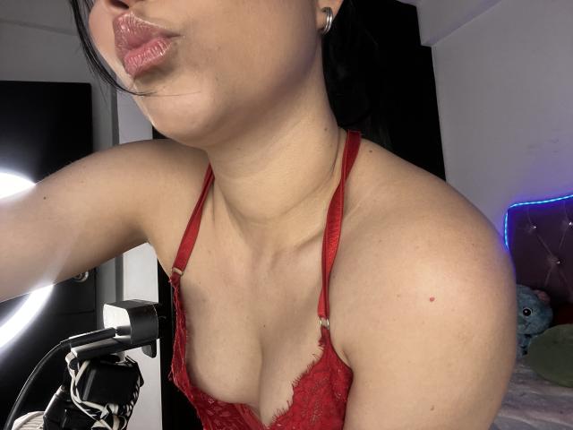 DeisyWest - Live sex cam - 25663009