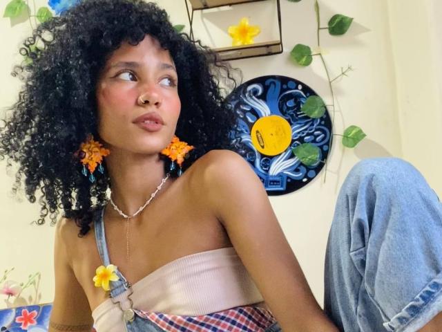 CinthiaWalker - פורנו בשידור חי ומצלמת סקס - 25665657