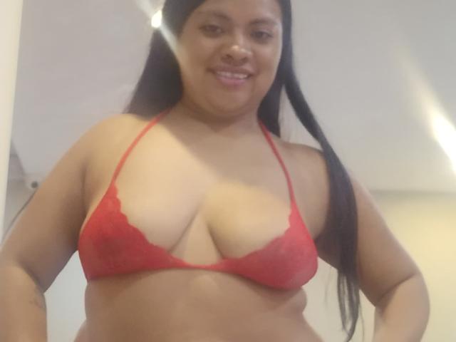 DahianaColeman - Live sex cam - 25667417