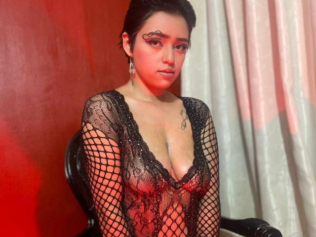 GabbyHot69 - Live sex cam - 25671665
