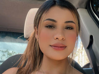 ArianaBellee - Live porn &amp; sex cam - 25672349