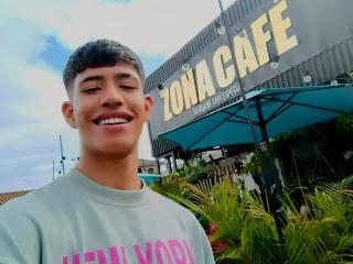 Dareck - Live sex cam - 25672609