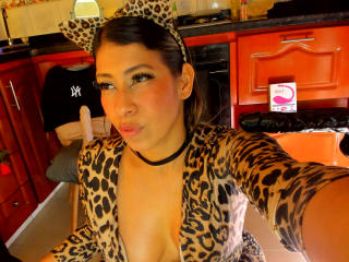 LaurenHills - Live porn &amp; sex cam - 25672841